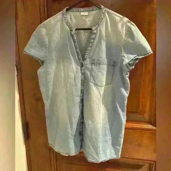 Jacqueline de Yong top Womens Size 38 Light Blue Denim - Picture 1 of 3